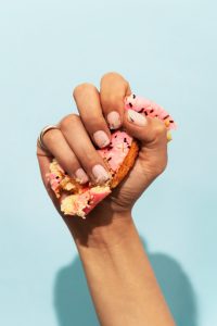 Cos'è la junk food nail art